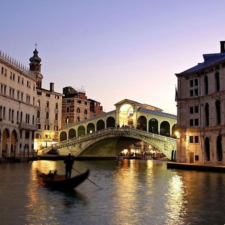 Ai Boteri Hostel Venice Exterior photo